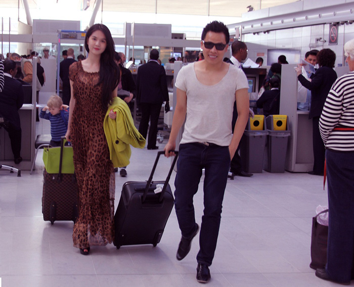 thoi-trang-san-bay-ngoc-t