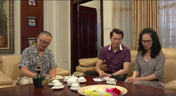 sau-nsnd-lan-huong-bo-con-anh-dung-chanh-long-vi-khong-duoc-moi-du-vtv-awards-67-1504858752-width600height328