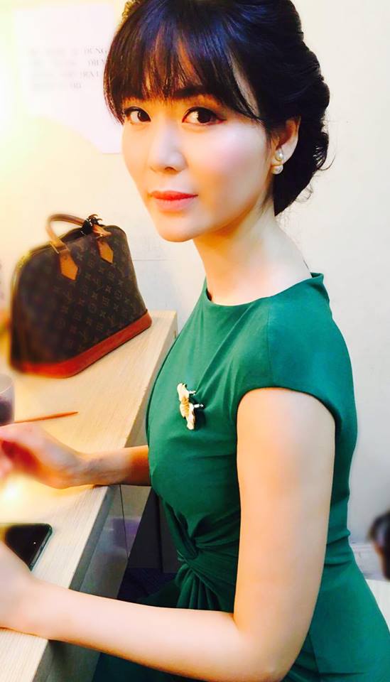 hoa-hau-thu-thuy 4