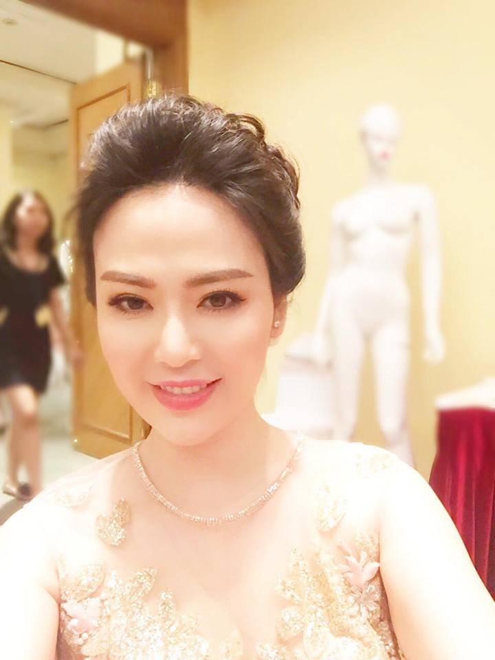 hoa-hau-thu-thuy 6