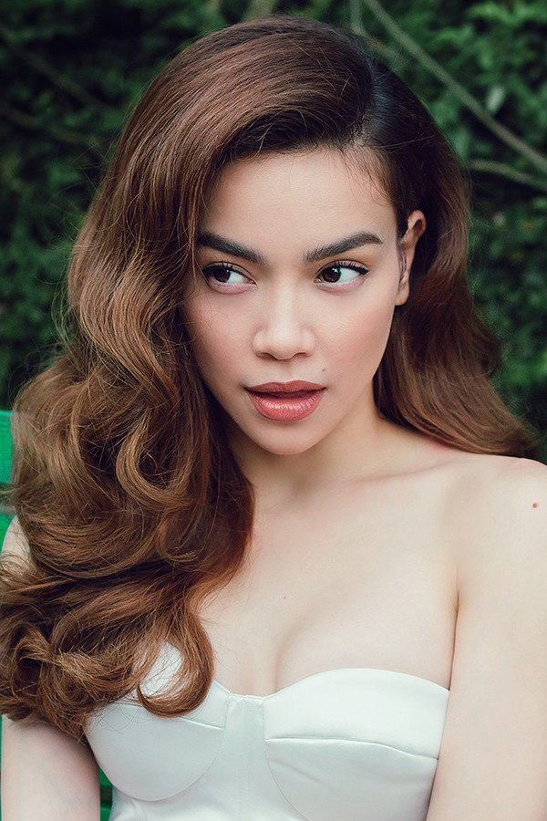 da-co-luc-ho-ngoc-ha-goi-cam-nhuong-nay 4
