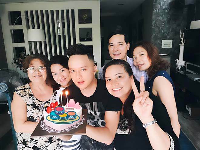 me-cao-thai-son-70-tuoi-van-tre-nhu-thanh-nien 2