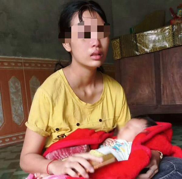 T đau khổ kể lại câu chuyện.