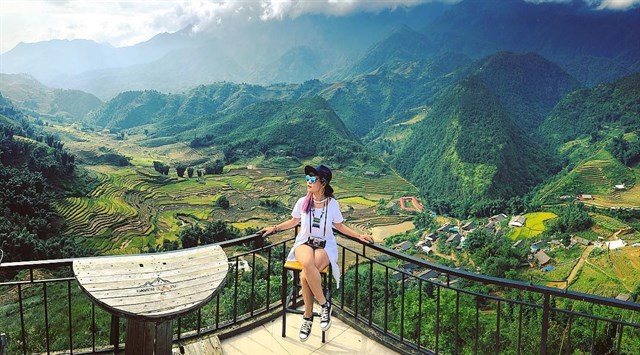 dung-ngoi-khong-yen-voi-6-resort-tren-may-tho-mong-nhat-viet-nam-1567c8b0636124067968585998
