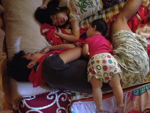 nho-chong-trong-ho-2-dua-con-gai-vua-ve-den-nha-me-tre-da-hot-hoang-khi-thay-canh-tuong-nay-3