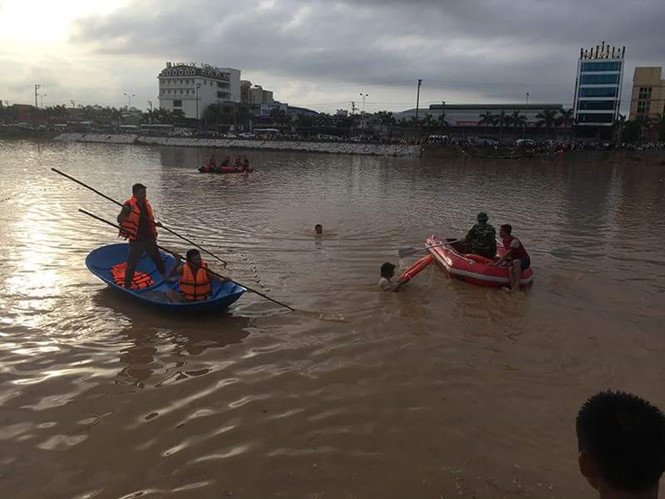 lien-tiep-xay-ra-nhieu-vu-tre-nho-bi-duoi-nuoc-trong-mot-ngay-tai-hoa-binh-va-quang-ninh-2