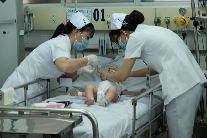 diem-tin-moi-18-8-bung-240k-tien-mua-hang-online-bi-chu-shop-lap-ban-tho-gia-gay-tranh-cai-7