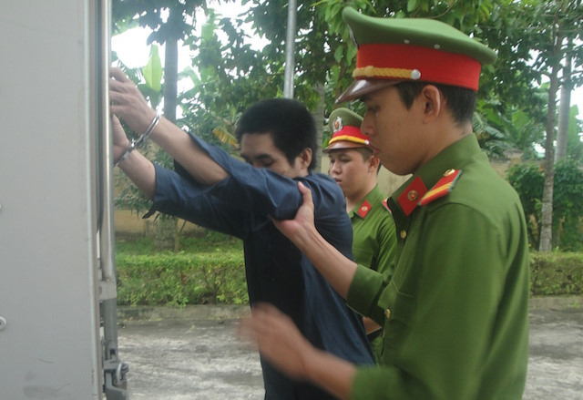 ga-cha-duong-doi-bai-nhieu-lan-hiep-dam-be-gai-moi-13-tuoi-lanh-16-nam-tu