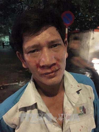 diem-tin-moi-24-10-dau-long-canh-2-vo-chong-chet-tham-2-con-bi-thuong-do-duc-dan-M79-sharoncuneta.com-4