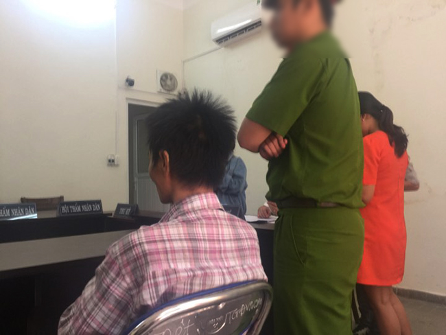 vo-dot-nha-nguoi-tinh-cua-chong-vi-ghen-dau-long-sau-moi-quan-he-2-ba-1-ong-sharoncuneta.com-2