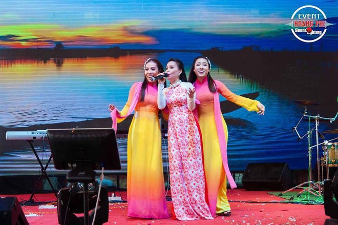co-dau-vang-deo-triu-co-sharoncuneta.com-3