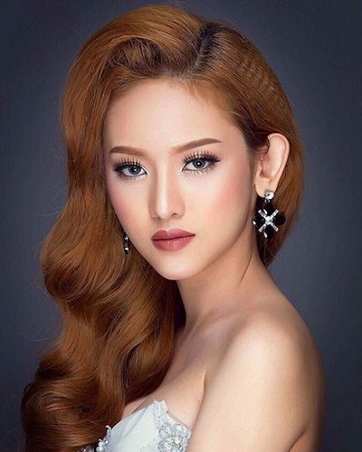 hotgirl-thuy-vi-dat-show-sau-phau-thuat-tham-my-thuy-vi-4-1494818876-width400height500