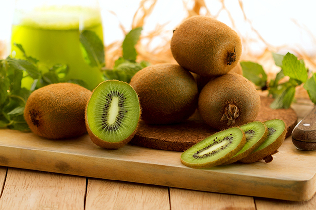 cach-chon-kiwi-cuc-chuan-chi-trong-nhay-mat-1