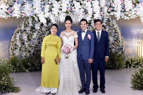 Hoa hau Sang Le (1)