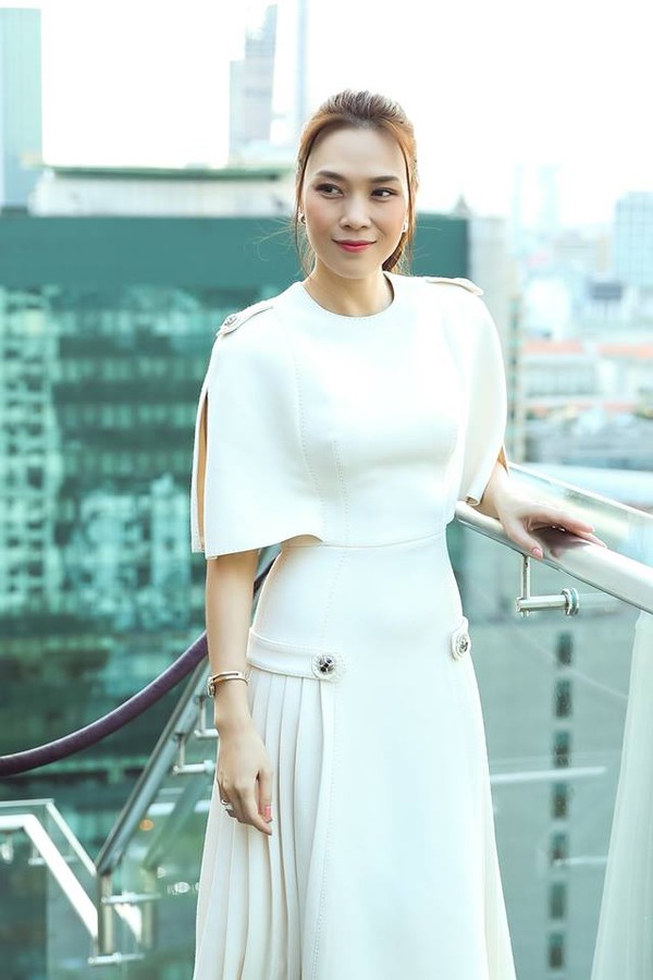 Hình ảnh gần đây của Mỹ Tâm khiến người hâm mộ phải choáng ngợp trước vẻ đẹp không tuổi.  