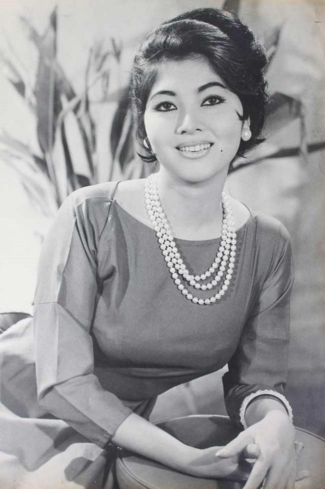 thamthuyhangnhansacchimsacalandenthamhoanghietnga2