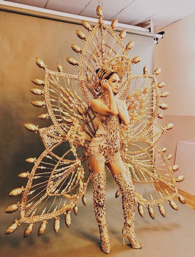 Vào mùa giải trước, Hương Giang Idol thực sự tinh tế hơn khi lựa chọn mặc bộ cánh lấy cảm hứng từ lúa gạo.    