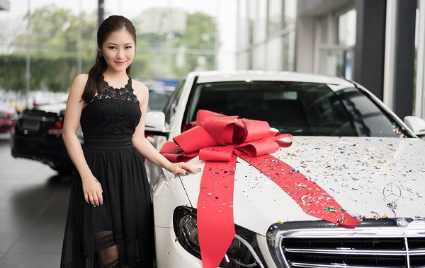 Ở tuổi này cô là niềm mơ ước của bao người với khối tài sản đang nắm giữ