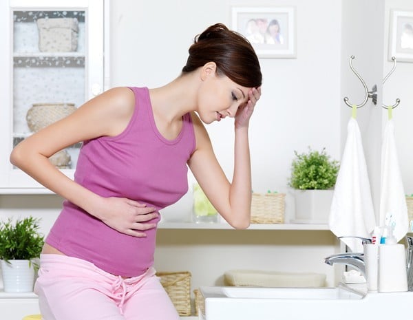 bà bầu bbij ngộ độc