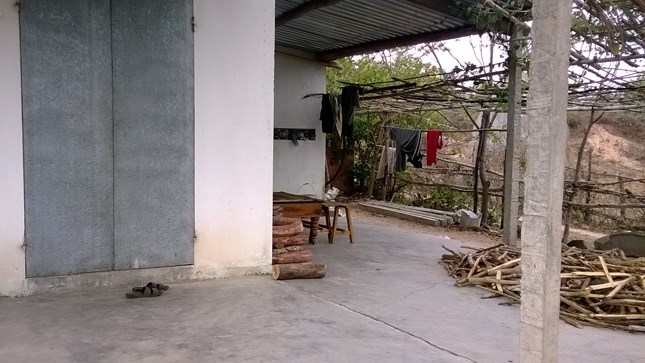hiếp dâm thôn nữ, nam thanh niên