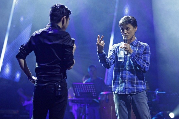 Thanh Lam diện short ngắn trẻ trung song ca cùng Quang Hà