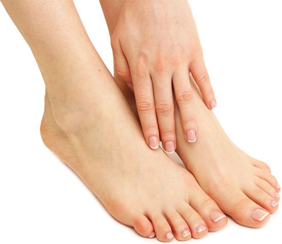 bắt bệnh qua dấu hiệu bàn chân
