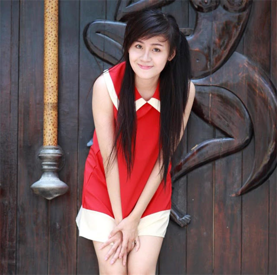 Bà Tưng phù hợp với hình tượng sexy hay ngoan hiền?