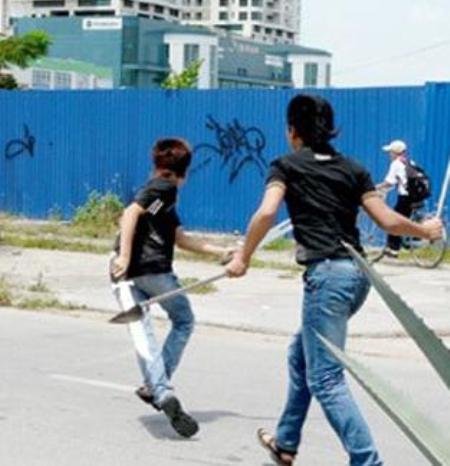 Hai thanh niên truy sát nạn nhân đến cùng, dẫn đến tử vong