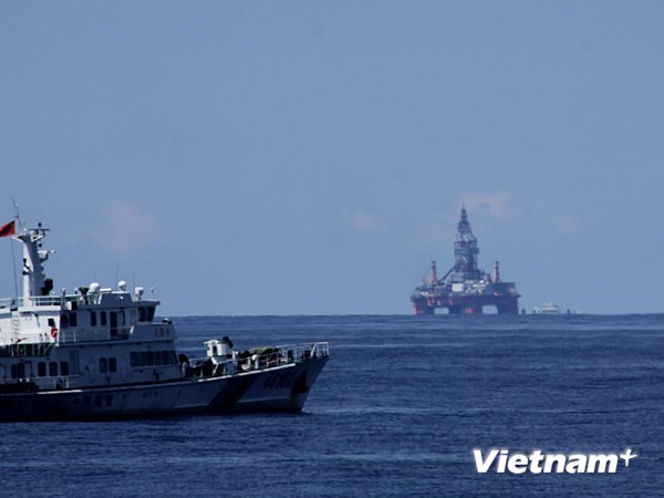 Trung Quốc hạ đặt trái phép giàn khoan Hải Dương 981