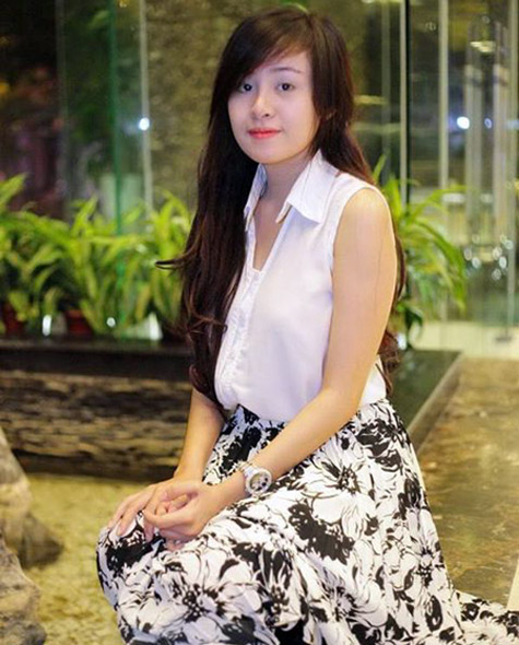 Bà Tưng PR game giang sơn mỹ nhân