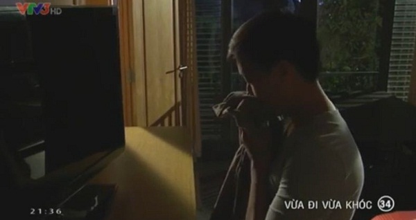 Vừa đi vừa khóc