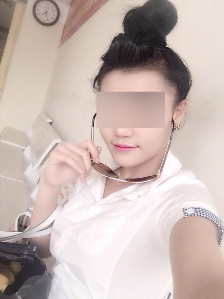 Khóa môi đồng tính