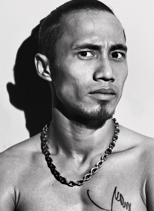 phạm anh khoa khoe body