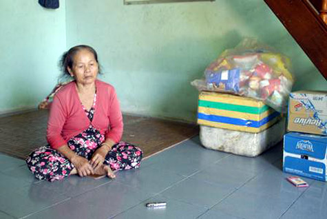 Cậu bé bán hàng rong gây sốt cộng đồng mạng gặp tai nạn nguy kịch
