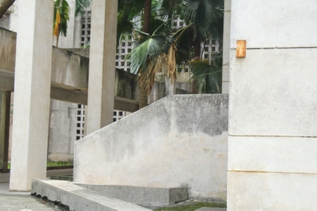 nha ma