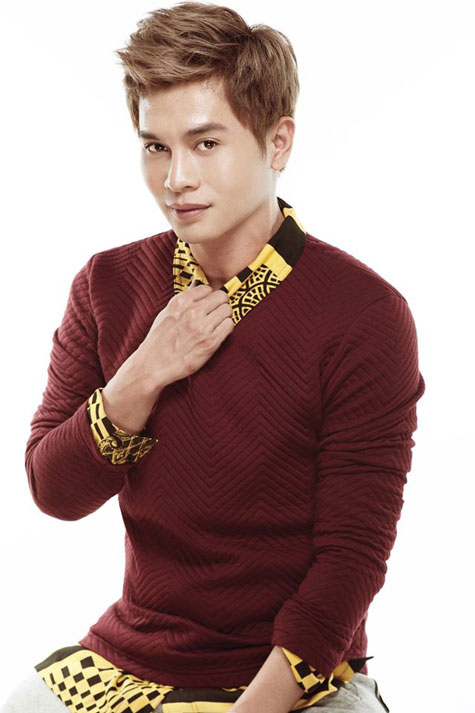 chuyên gia trang điểm nam trung