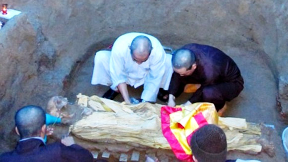 di cốt