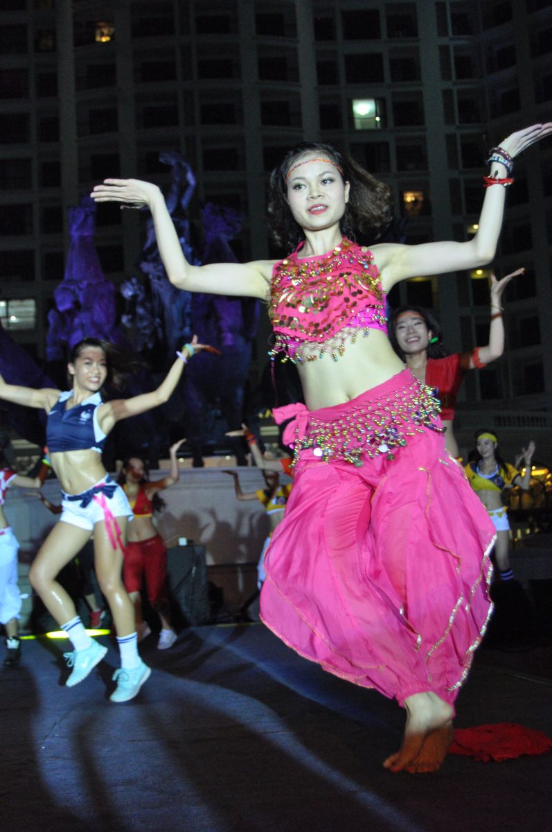 zumba, world cup hồng