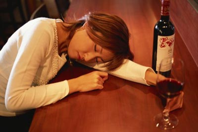 Thực phẩm chứa đường và có thể gây huyết áp cao như bánh mỳ trắng, khoai tây