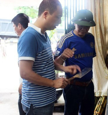cướp xe ô tô táo tợn