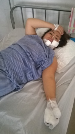Chị Linh đang nằm điều trị tại BVĐK Quảng Ninh