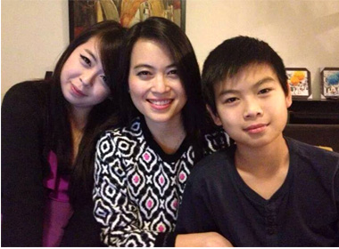 3 mẹ con người việt mh17