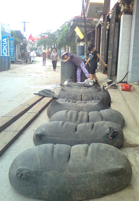 rượu đựng săm oto