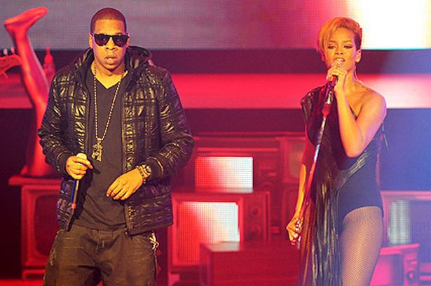rihanna và jay Z trong một tour diễn
