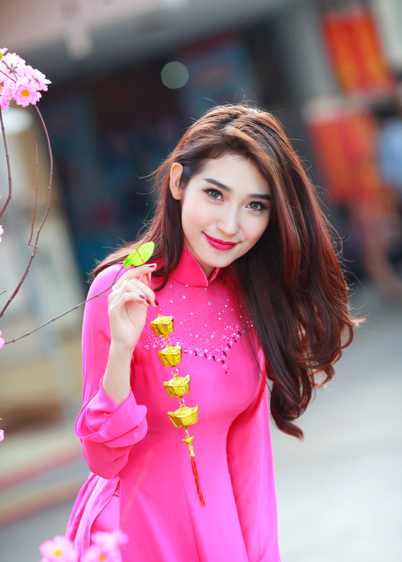 khổng tú quỳnh