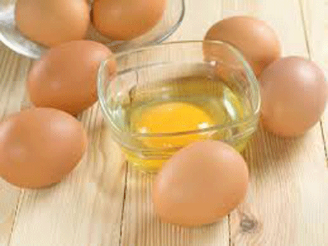 Trắng da với trứng gà 