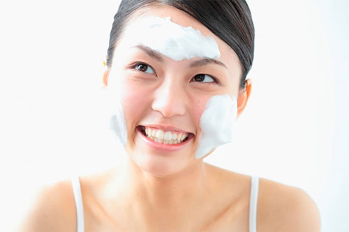 Trắng da với bột gạo