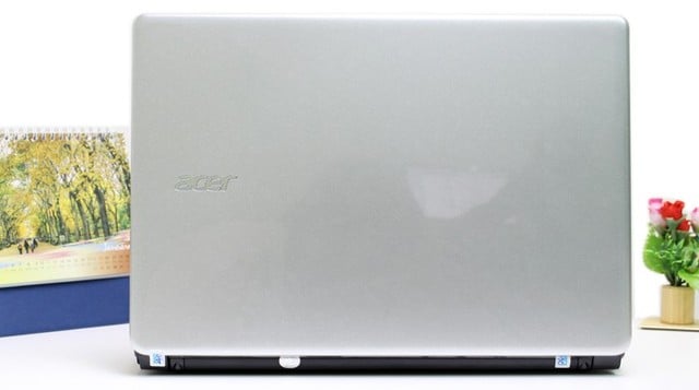 laptop gia re