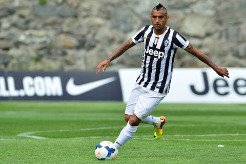 M.U đạt thỏa thuận cá nhân với Arturo Vidal