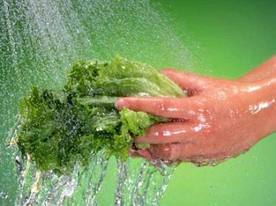 Phụ nữ, làm mẹ, làm vợ, chăm sóc sức khỏe, nấu ăn, món ngon, ẩm thực, rửa rau, rửa rau đúng cách, hoa quả, rau củ, rau củ quả, nuôi con, thuốc trừ sâu, rau sạch